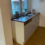 Grosszuegige Mit Schreibtischarbeitsplatz In Genthin Ot *