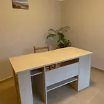 Grosszuegige Mit Schreibtischarbeitsplatz In Genthin Ot