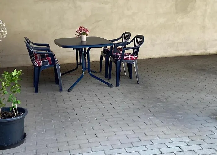 アパート Grosszuegige Mit Schreibtischarbeitsplatz In Genthin Ot *